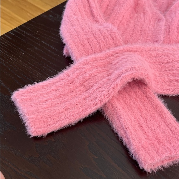 Garage Soft Pink Fuzzy Top - Picture 3 of 9